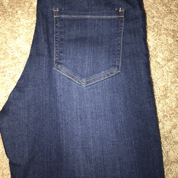 Bell bottom jeans - Picture 2 of 5